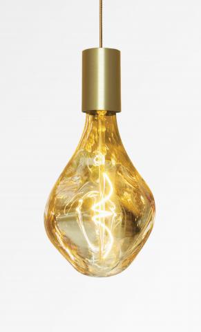 ARTEMIS 1 o10 in gebürstet Messing mit einer goldenen Glühbirne